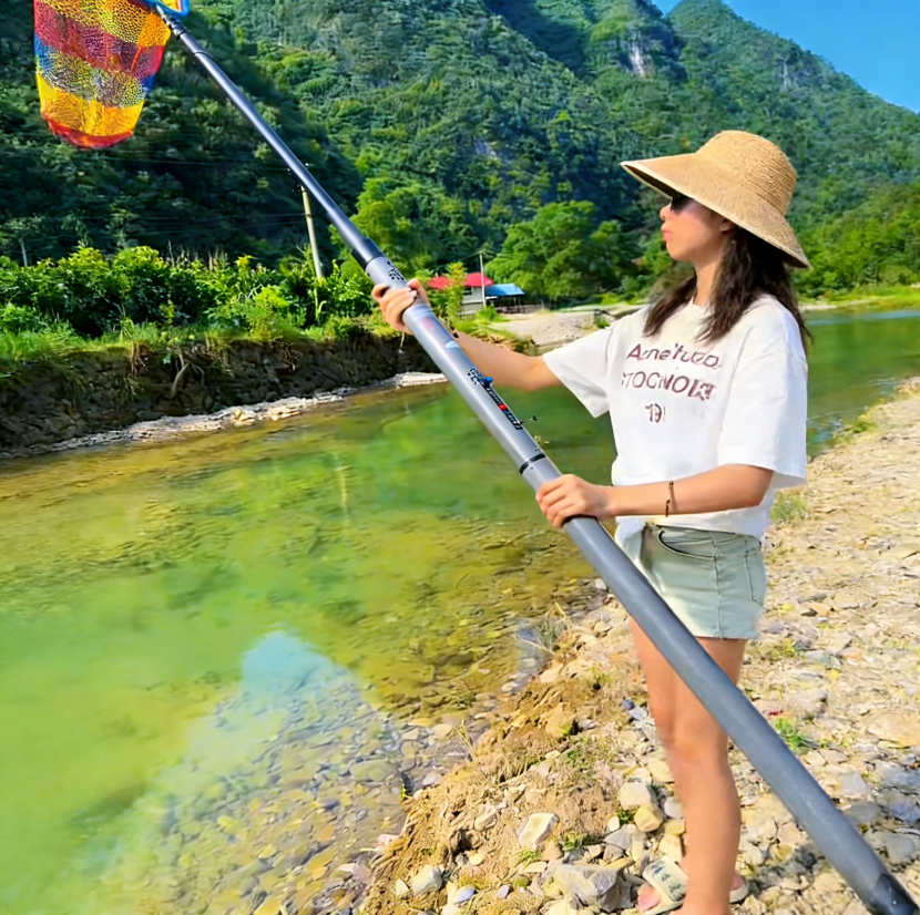 Electric Fishing Rod with Rechargeable Handle – Portable Fishing Pole for Outdoor Fishing